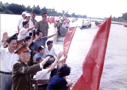 Đại tướng với con sông quê hương Viết về Đại tướng