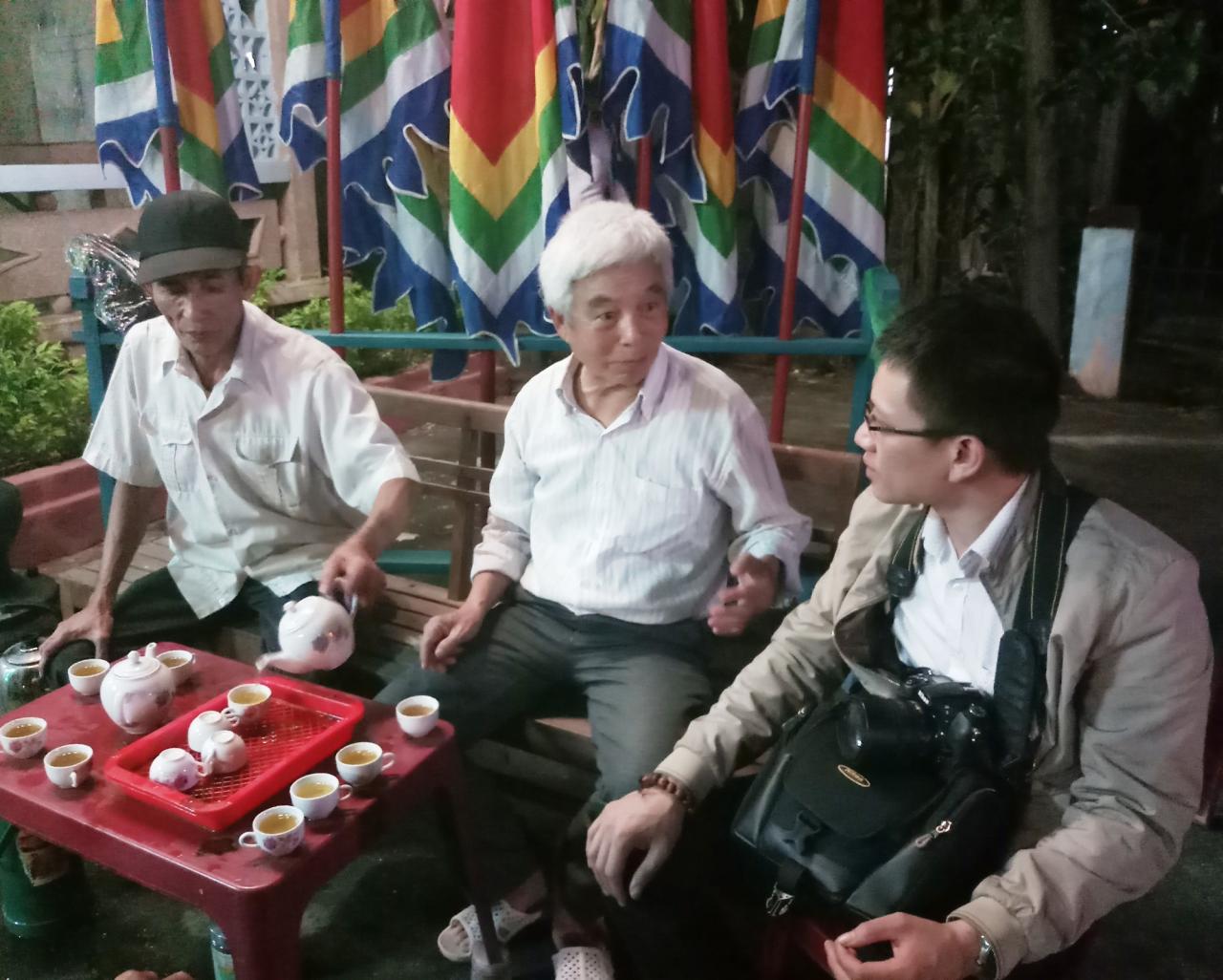 Độc đáo tục Độc đáo tục