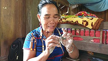 Người 'nặn tẩu' cuối cùng trên đỉnh Trường Sơn