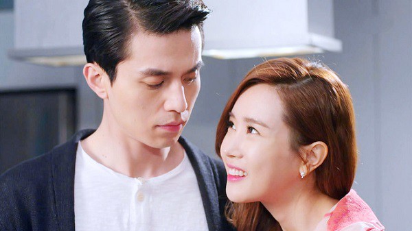 Chồng lương gấp 10 lần nên coi vợ như ô sin, nhưng đến khi nhận ra lỗi lầm chồng xin lỗi thì vợ chỉ cười đáp... Chồng lương gấp 10 lần nên coi vợ như ô sin, nhưng đến khi nhận ra lỗi lầm chồng xin lỗi thì vợ chỉ cười đáp...