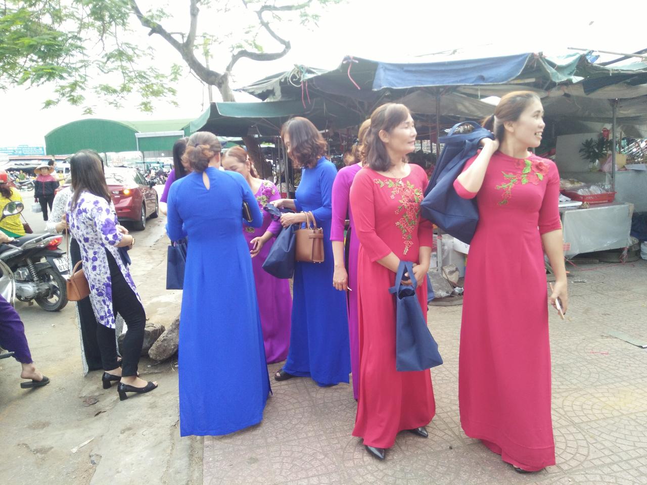 “Phụ nữ Đồng Hới nói không với rác thải nhựa”