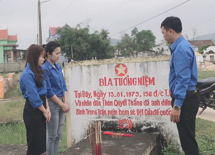 Nén tâm nhang ở thôn Quyết Thắng