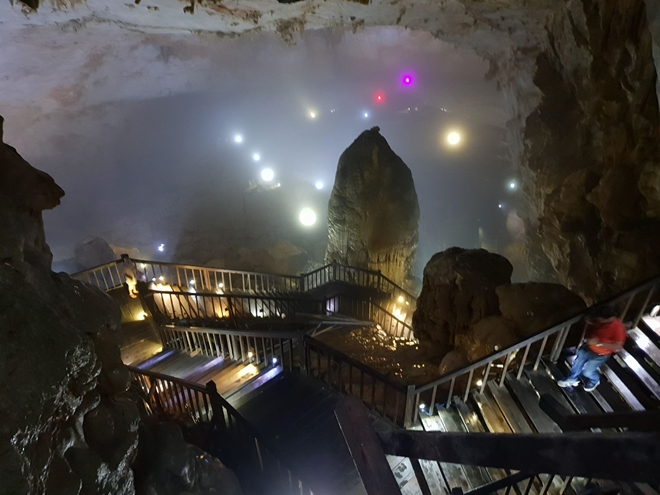 Ngắm vẻ đẹp huyền ảo của động Thiên Đường