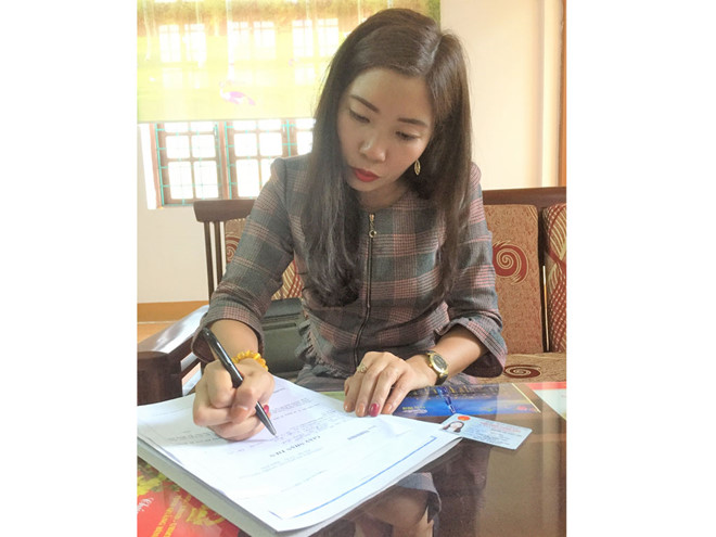 'Nữ phóng viên mê làm từ thiện' tiếp tục làm việc thiện