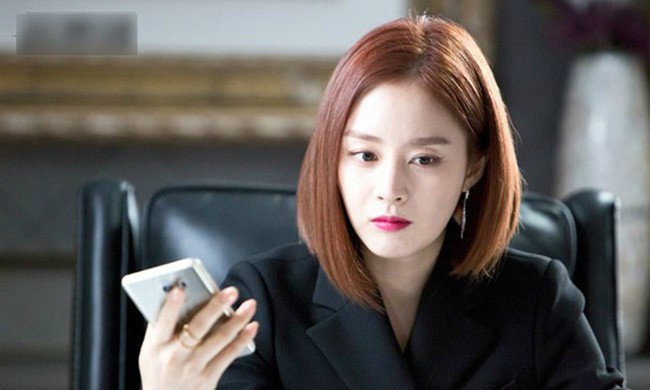 Tận mắt nhìn chồng vào nhà nghỉ với bồ nhí, vợ trẻ lẳng lặng trả tiền phòng và nhận về cái kết không ngờ Tận mắt nhìn chồng vào nhà nghỉ với bồ nhí, vợ trẻ lẳng lặng trả tiền phòng và nhận về cái kết không ngờ
