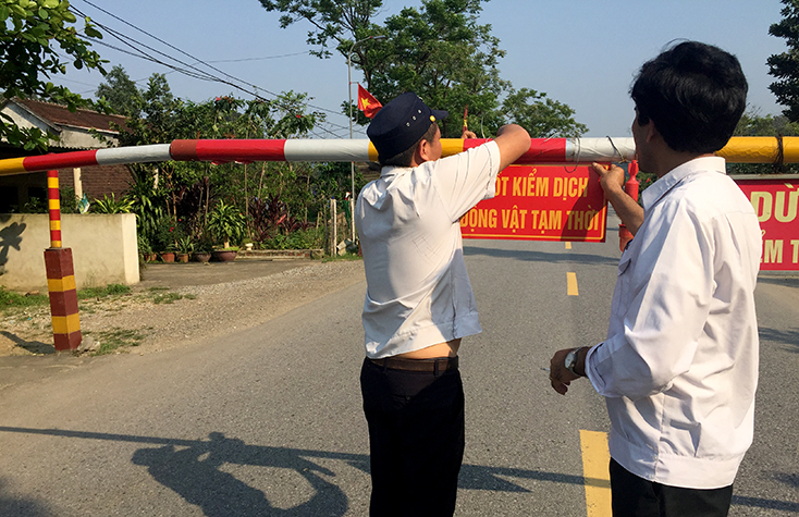 Thành lập 2 chốt kiểm dịch động vật trên Quốc lộ 1A và đường Hồ Chí Minh...