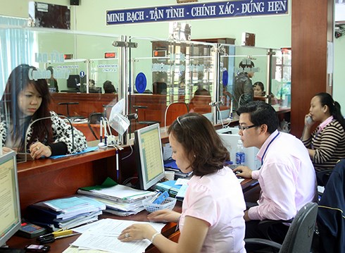 Ước mơ vào công chức rồi... thâu đêm bán hàng online bù lương Ước mơ vào công chức rồi... thâu đêm bán hàng online bù lương