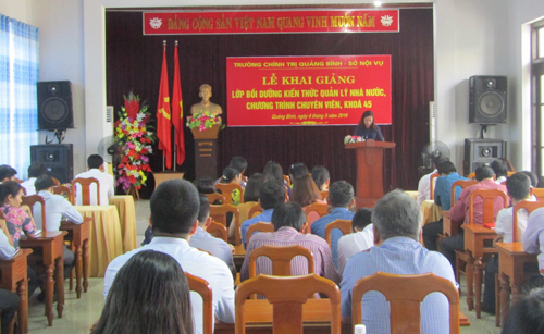 Khai giảng lớp bồi dưỡng quản lý Nhà nước chương trình chuyên viên, khóa 45