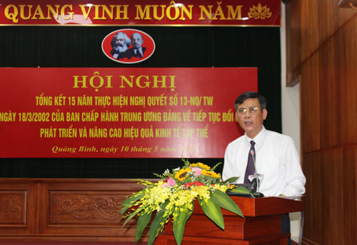 Tiếp tục đổi mới, phát triển và nâng cao hiệu quả kinh tế tập thể Tiếp tục đổi mới, phát triển và nâng cao hiệu quả kinh tế tập thể