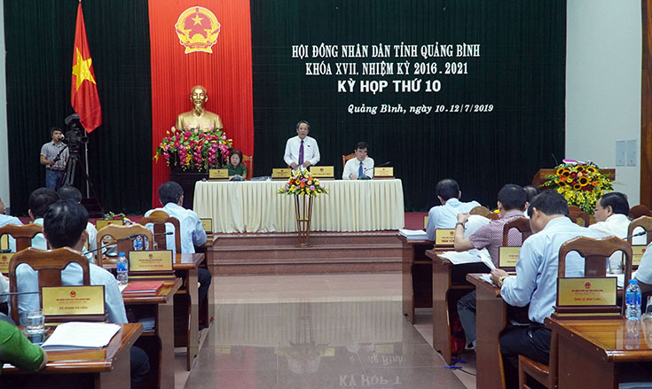 HĐND tỉnh thông qua 10 nghị quyết và bế mạc kỳ họp