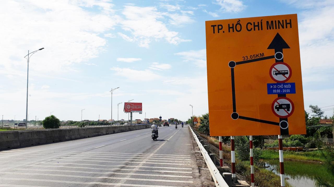 Phân luồng xe tải hạng nặng nhằm đảm bảo tín mạng người dân Phân luồng xe tải hạng nặng nhằm đảm bảo tín mạng người dân