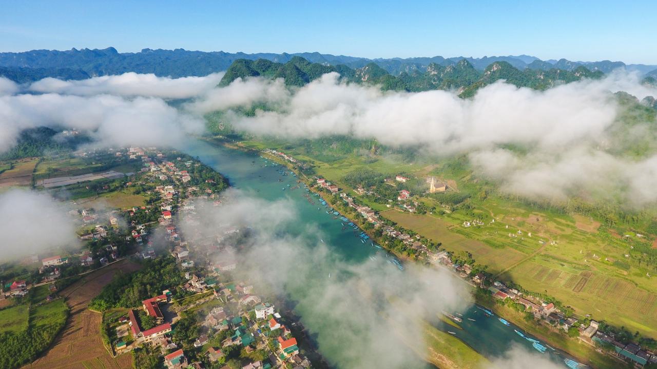 Phong Nha-30 năm ấy, biết bao nhiêu tình...