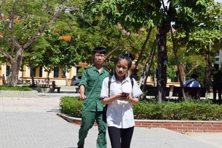 Quảng Bình có duy nhất một trường đạt 100% học sinh đậu tốt nghiệp THPT Quảng Bình có duy nhất một trường đạt 100% học sinh đậu tốt nghiệp THPT