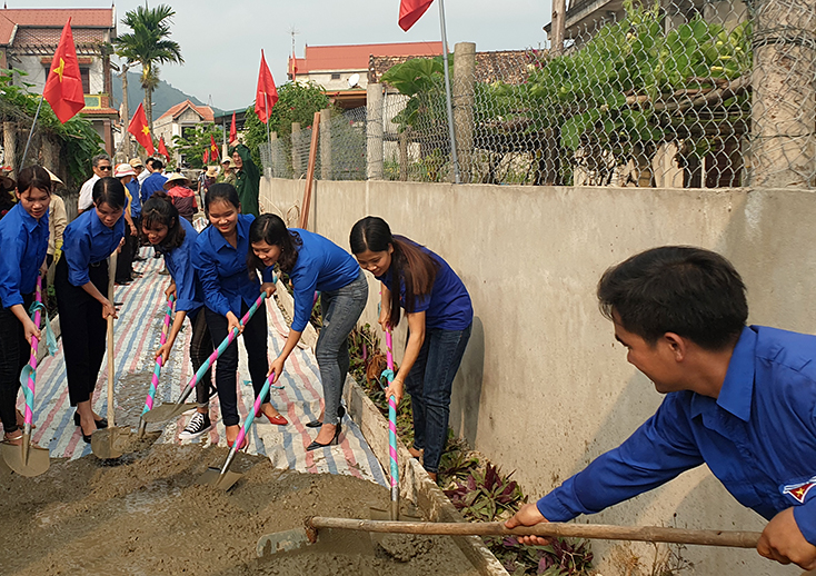 Quảng Thủy tăng tốc về đích nông thôn mới