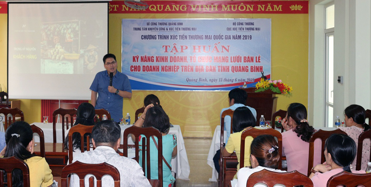 Tập huấn kỹ năng kinh doanh, tổ chức mạng lưới bán lẻ cho các doanh nghiệp
