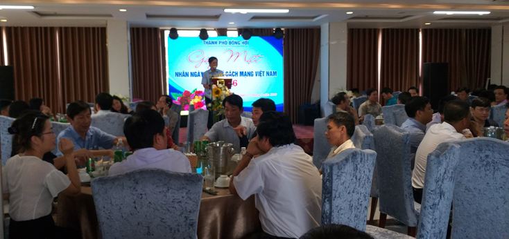 TP. Đồng Hới: Gặp mặt các cơ quan báo chí nhân dịp 21-6 TP. Đồng Hới: Gặp mặt các cơ quan báo chí nhân dịp 21-6