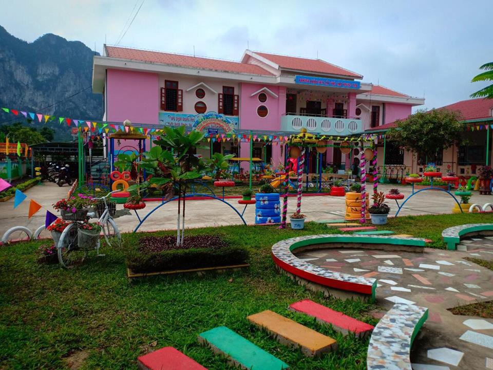10 tập thể dẫn đầu cấp học năm học 2018 - 2019 được Chủ tịch UBND tỉnh tặng Cờ Thi đua 10 tập thể dẫn đầu cấp học năm học 2018 - 2019 được Chủ tịch UBND tỉnh tặng Cờ Thi đua