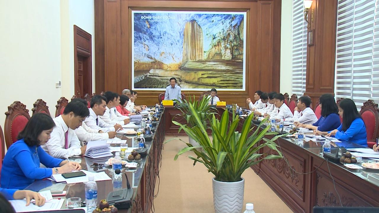 Đồng chí Trưởng Ban Tuyên giáo Trung ương làm việc với Ban Tuyên giáo Tỉnh uỷ Quảng Bình... Đồng chí Trưởng Ban Tuyên giáo Trung ương làm việc với Ban Tuyên giáo Tỉnh uỷ Quảng Bình...