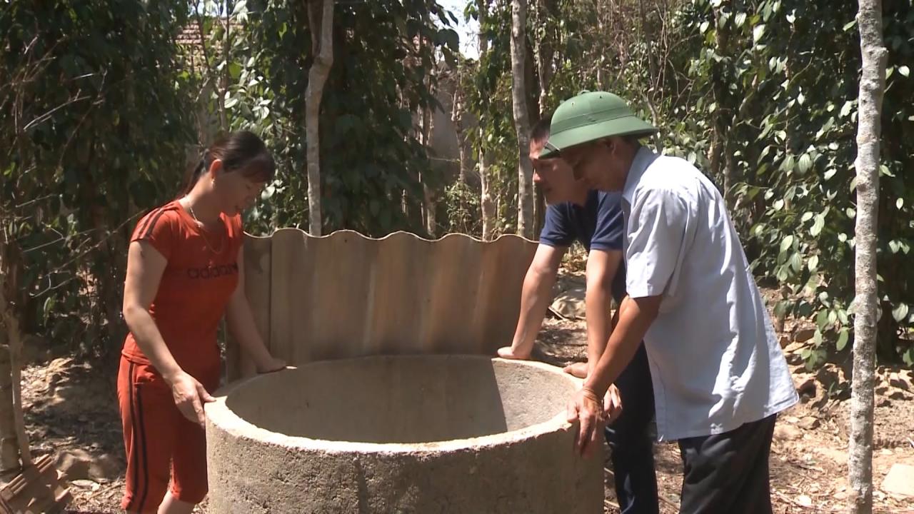 Mai Thủy: Hàng trăm hộ dân thiếu nước sinh hoạt do nắng nóng kéo dài