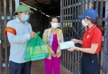 Đồng hành cùng người dân bị ảnh hưởng bởi đại dịch Covid-19