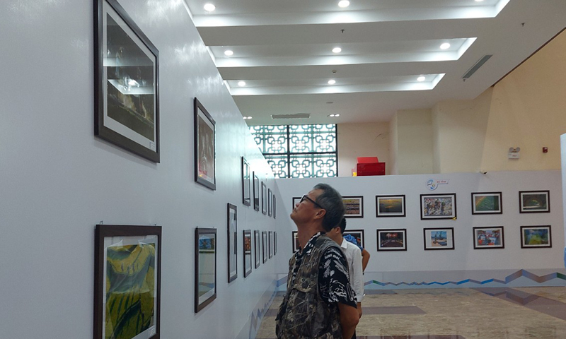 Các tác phẩm ảnh được chọn triển lãm phản ánh khá trọn vẹn về thiên nhiên và con người vùng Bắc Trung bộ.