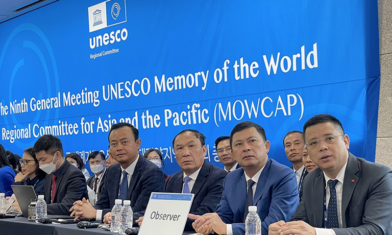 Đoàn Hà Tĩnh tham dự phiên họp.