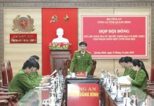 Đồng chí Giám đốc Công an tỉnh làm việc với Công an huyện Lệ Thủy