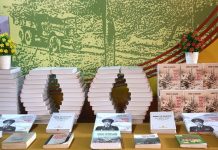 Những ấn phẩm kỷ niệm 100 năm Ngày sinh Trung tướng Đồng Sỹ Nguyên. (Ảnh: Ban Tổ chức cung cấp)