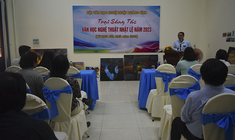 Các hội viên tham gia trại sáng tác