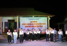 Minh Hóa: Nâng cao nhận thức về bảo tồn, phát huy bản sắc văn hóa dân tộc thiểu số Một tiết mục văn nghệ của đồng bào Rục xã Thượng Hóa tại đêm giao lưu văn nghệ.