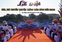 Lệ Thủy: Lễ hội đua, bơi thuyền truyền thống trên sông Kiến Giang Toàn cảnh lễ hội.