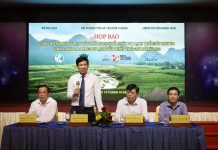 Đồng chí Phó Chủ tịch Hồ An Phong phát biểu tại buổi họp báo.