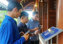 Gắn mã QR Code cho di tích Gắn mã QRCode tại Khu Di tích lịch sử quốc gia hang Lèn Hà.