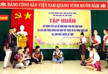 Bảo tồn, phát huy giá trị văn hóa truyền thống của các dân tộc thiểu số Việc thành lập các câu lạc bộ sinh hoạt văn hóa dân gian góp phần gìn giữ, phát huy giá trị văn hóa vùng đồng bào dân tộc thiểu số.