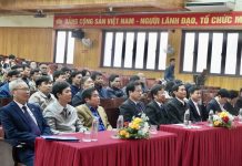 Các đại biểu tham dự lễ khai mạc Hội báo Xuân Giáp Thìn và lễ hội không gian xưa “Chợ Tết quê” 2024.