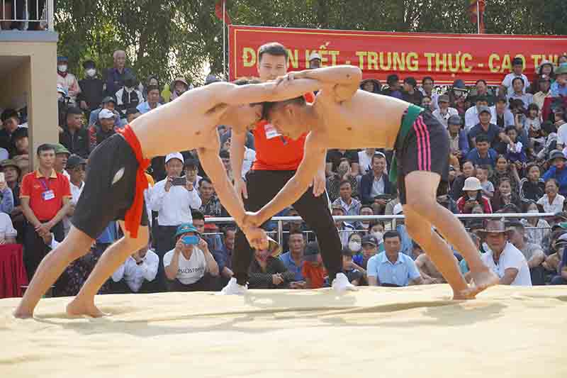 Các đấu vật thi đấu trên tinh thần thượng võ, thể thao cao thượng.