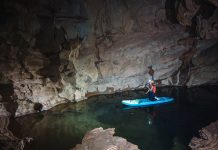 Du khách trải nghiệm, khám phá Hung Thoòng-một sản phẩm của Jungle Boss.