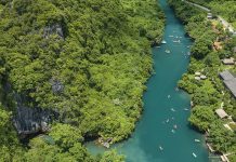 Phong Nha-Kẻ Bàng liên tục được xướng tên trong các bảng xếp hạng do các tạp chí uy tín trong nước và quốc tế bầu chọn.