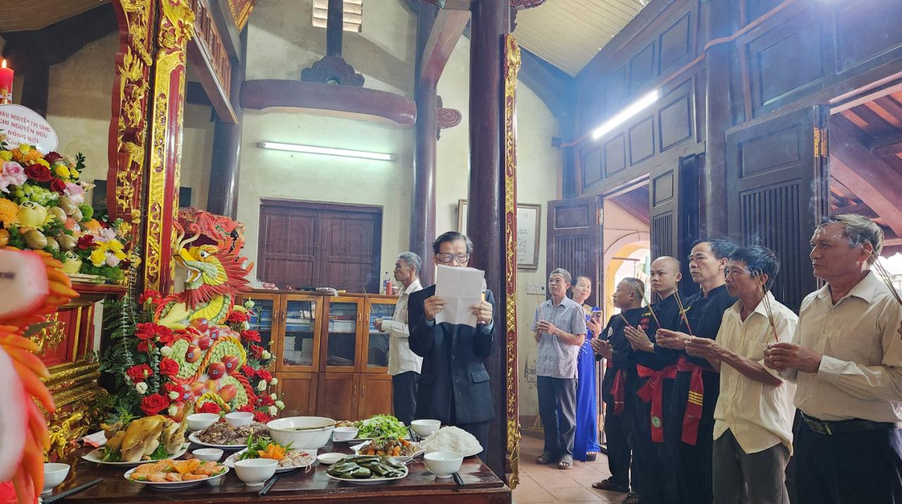 Dâng hương, dâng hoa tri ân Lễ Thành hầu Nguyễn Hữu Cảnh tại quê nhà Vạn Ninh nhân ngày giỗ lần thứ 324.