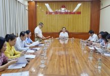 55 tác phẩm đoạt giải cuộc vận động sáng tác văn học-nghệ thuật về các ngày lễ lớn của tỉnh (QBĐT) - Chiều nay, 27/6, Ban tổ chức “Cuộc vận động (CVĐ) sáng tác văn học nghệ thuật kỷ niệm 420 năm hình thành tỉnh Quảng Bình (1604-2024); 75 năm Ngày Quảng Bình quật khởi” (1949-2024) và 35 năm Ngày tái lập tỉnh (1989-2024) tổ chức cuộc họp do đồng chí Hoàng Xuân Tân, Tỉnh ủy viên, Phó Chủ tịch UBND tỉnh, Trưởng ban tổ chức chủ trì. Tham dự có đại diện lãnh đạo các sở, ban, ngành, đơn vị liên quan.