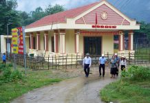 Chăm lo đời sống đồng bào dân tộc thiểu số Nhà văn hoá bản Cổ Tràng, xã Trường Sơn (Quảng Ninh) được xây dựng khang trang, đáp ứng nhu cầu sinh hoạt văn hóa cộng đồng của người dân.