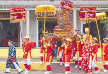 Lễ hội cầu ngư xã Cảnh Dương (Quảng Trạch).      Ảnh: Nguyễn Hải