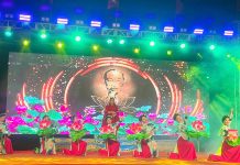 Chủ đề về Bác Hồ, quê hương, đất nước là nội dung chính của các tiết mục văn nghệ.