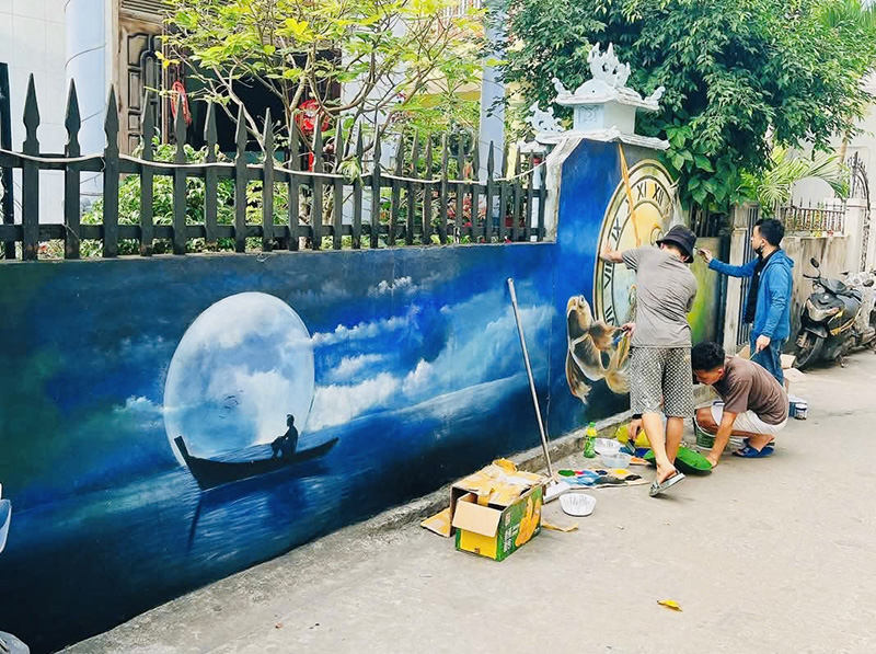 Hiện, hạng mục tranh bích họa tại làng văn hóa du lịch Cảnh Dương đã đạt khoảng 80% khối lượng. 