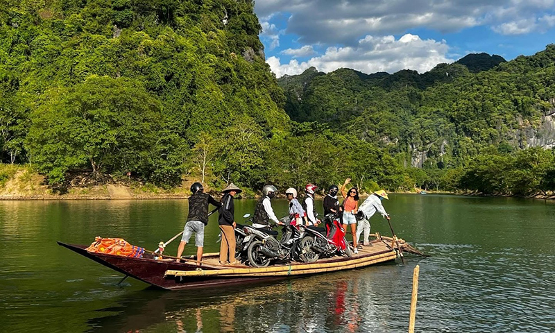  Tour trải nghiệm trên sông Son của Phong Nha Farmstay
