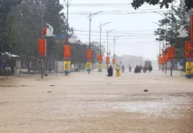 Mưa lớn, gây ngập lụt ở một số địa phương